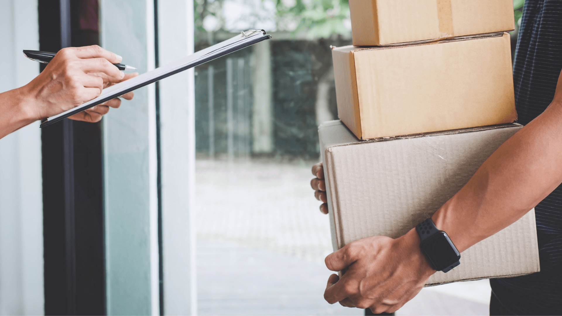 Delivery Companies in the UK: Top 7 Couriers for E-Commerce